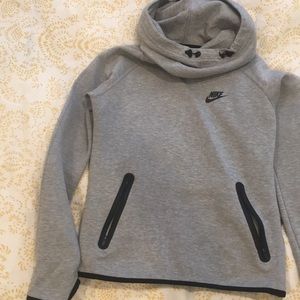 Nike gray sweatshirt